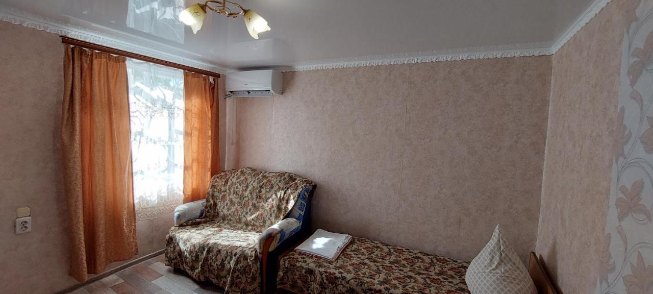 Guest House Anna Сухумі Екстер'єр фото