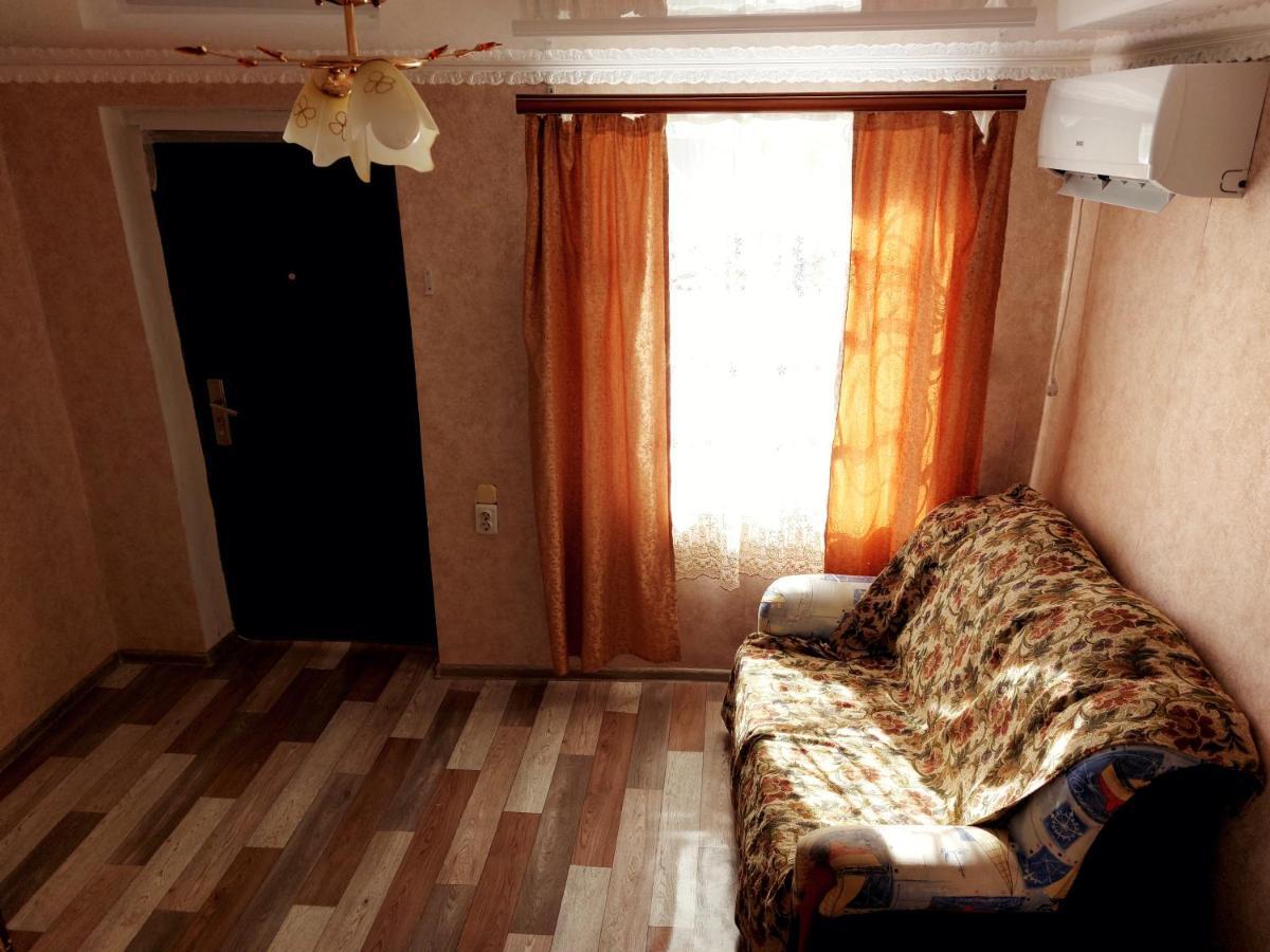 Guest House Anna Сухумі Екстер'єр фото