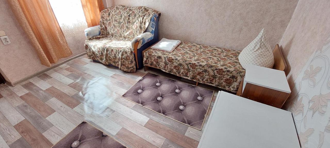 Guest House Anna Сухумі Екстер'єр фото