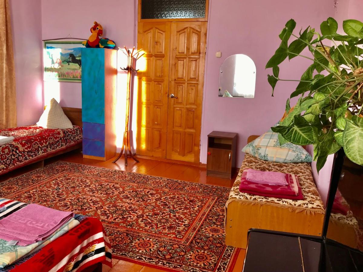 Guest House Anna Сухумі Екстер'єр фото