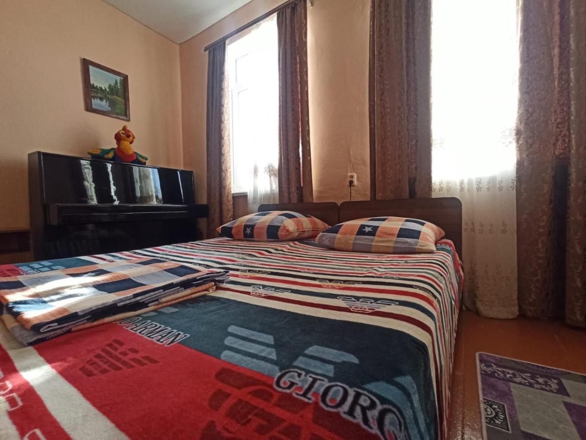 Guest House Anna Сухумі Екстер'єр фото